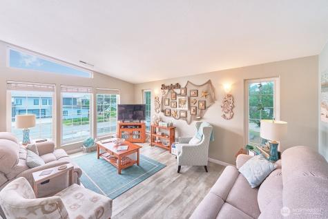 32208 G Street Ocean Park WA 98640