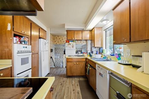 3515 Everett Avenue Everett WA 98201