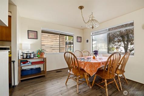 3515 Everett Avenue Everett WA 98201