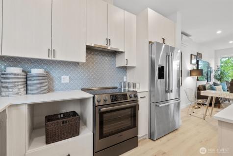6604 Carleton Avenue S Seattle WA 98108