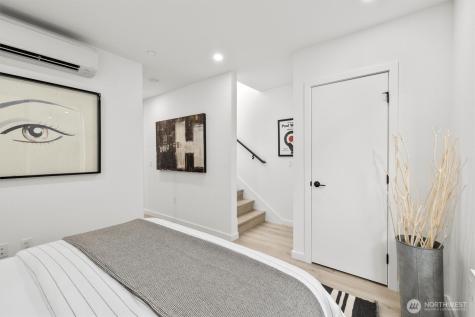 6604 Carleton Avenue S Seattle WA 98108