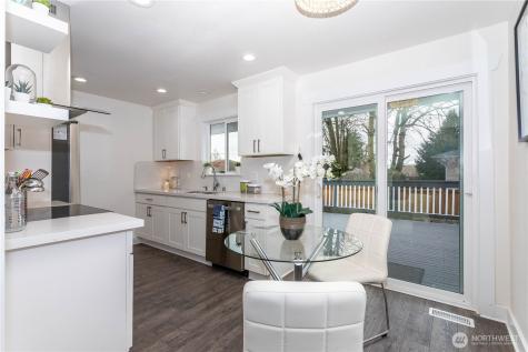 7305 32nd Avenue S Seattle WA 98118