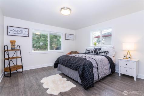 7305 32nd Avenue S Seattle WA 98118