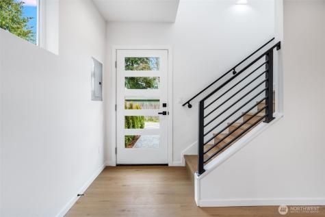 904 N 107th Street Seattle WA 98133