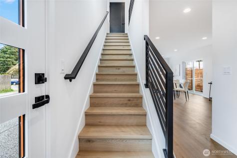 904 N 107th Street Seattle WA 98133