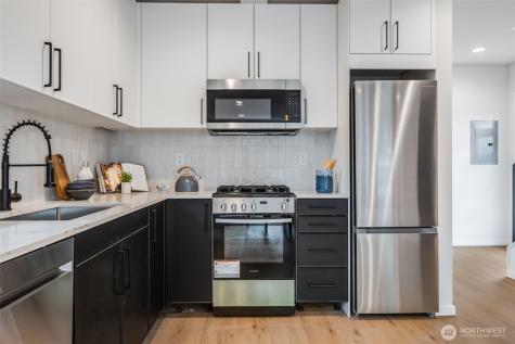 904 N 107th Street Seattle WA 98133