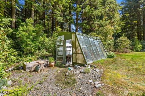 9927 99th Avenue NE Arlington WA 98223