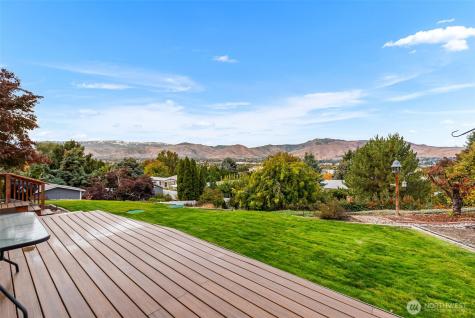 2736 NW Columbia Avenue East Wenatchee WA 98802