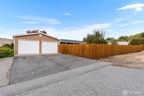 2736 NW Columbia Avenue East Wenatchee WA 98802