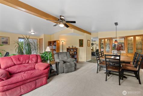 2736 NW Columbia Avenue East Wenatchee WA 98802