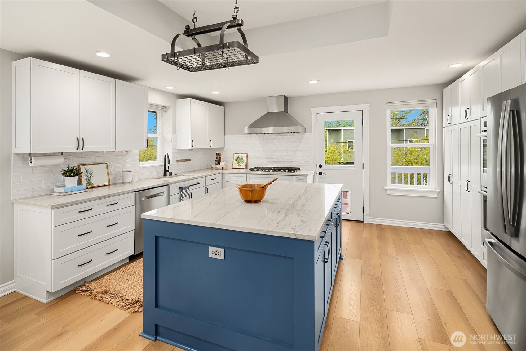 915 30th Avenue S Seattle WA 98144