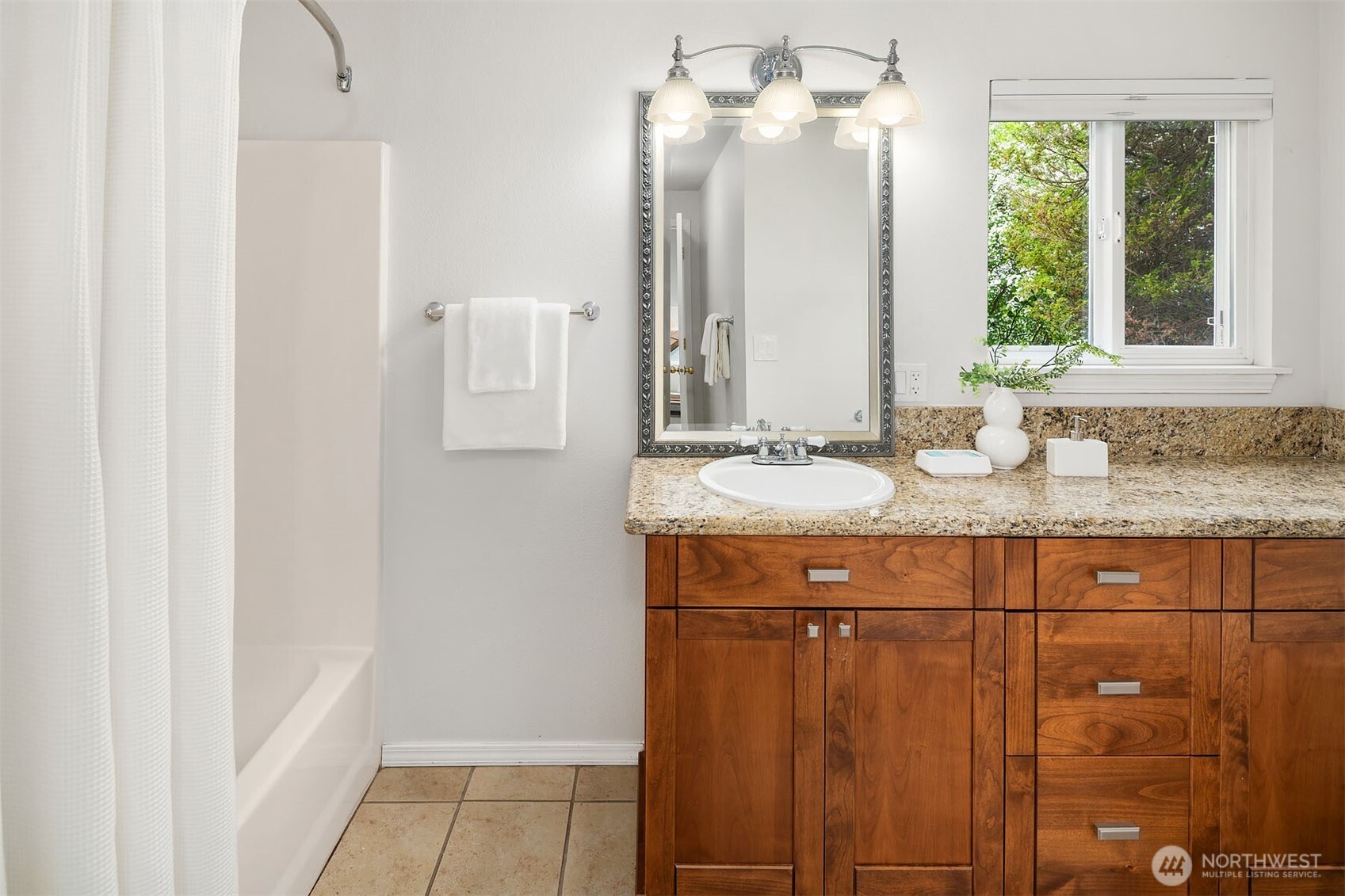 915 30th Avenue S Seattle WA 98144