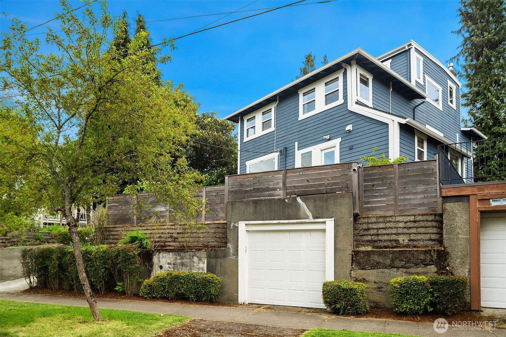 915 30th Avenue S Seattle WA 98144