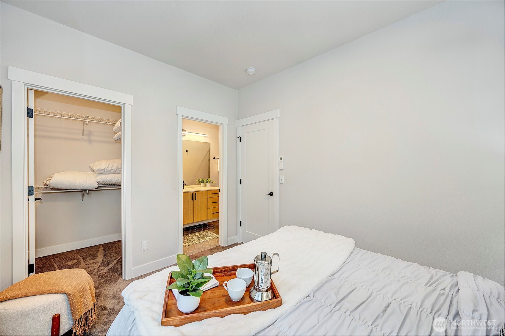 1605 S Washington Street Seattle WA 98144