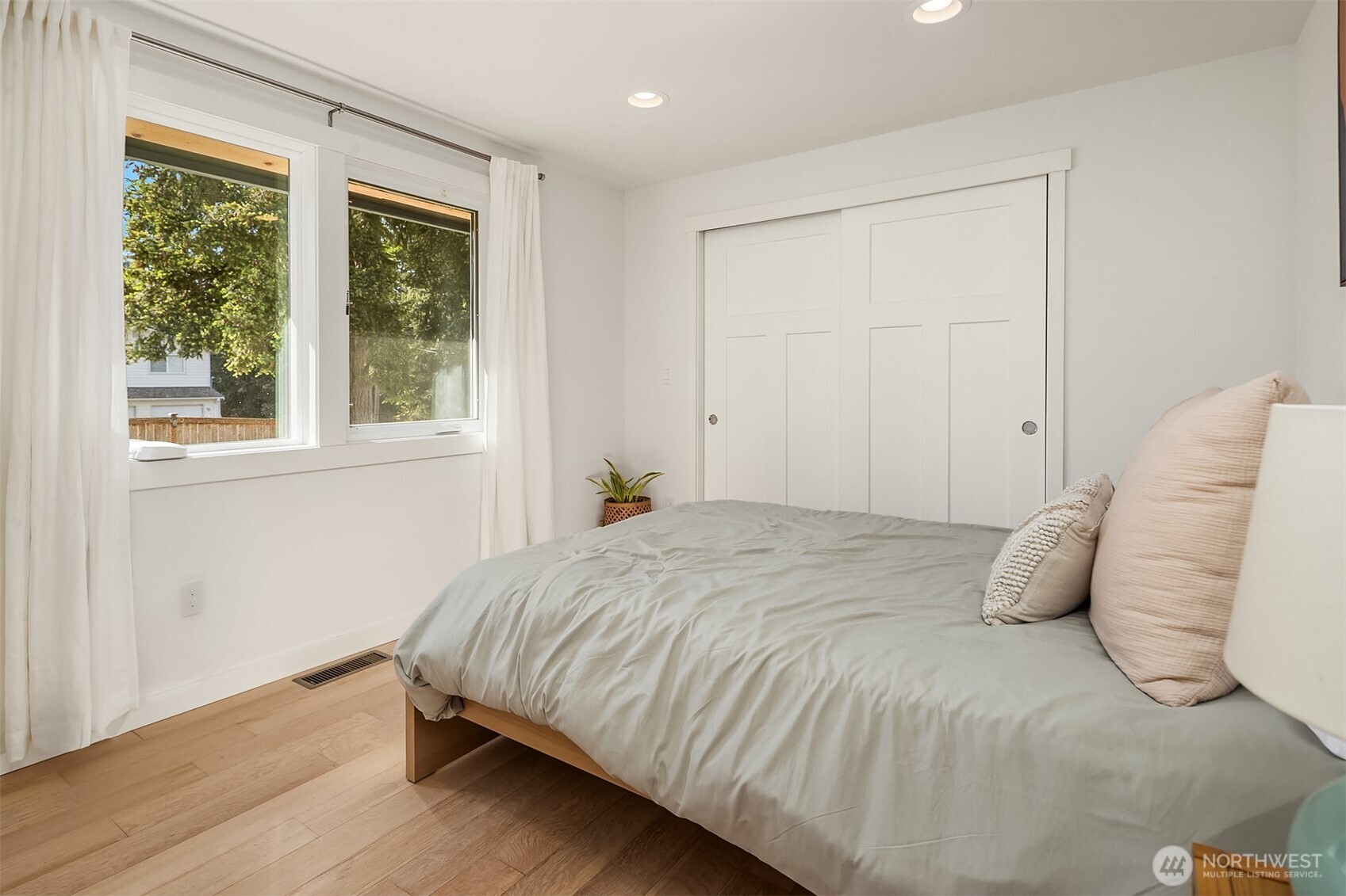 20323 81st Avenue W Edmonds WA 98026