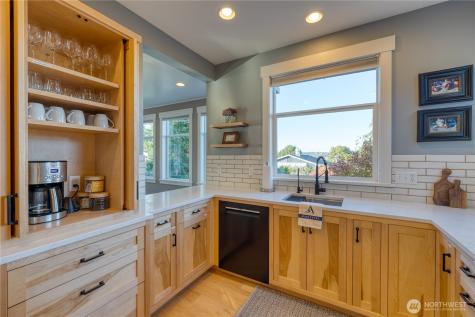 806 NW Alexander Street Coupeville WA 98239