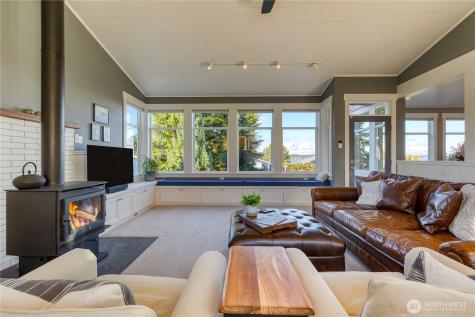 806 NW Alexander Street Coupeville WA 98239