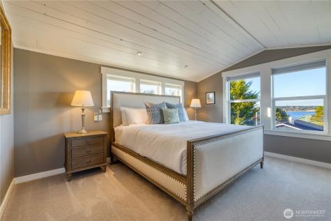 806 NW Alexander Street Coupeville WA 98239