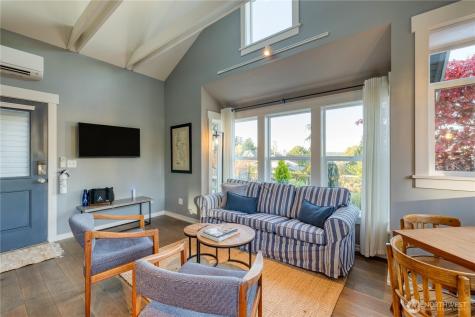 806 NW Alexander Street Coupeville WA 98239