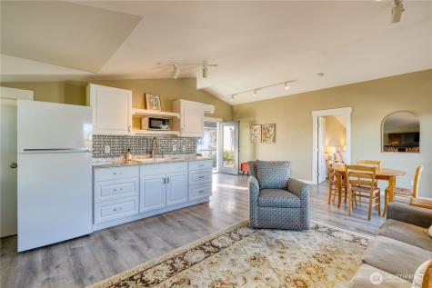 806 NW Alexander Street Coupeville WA 98239