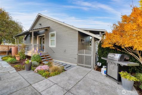 806 NW Alexander Street Coupeville WA 98239