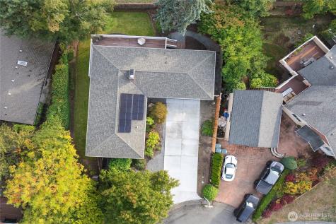 17127 NE 8th Place Bellevue WA 98008