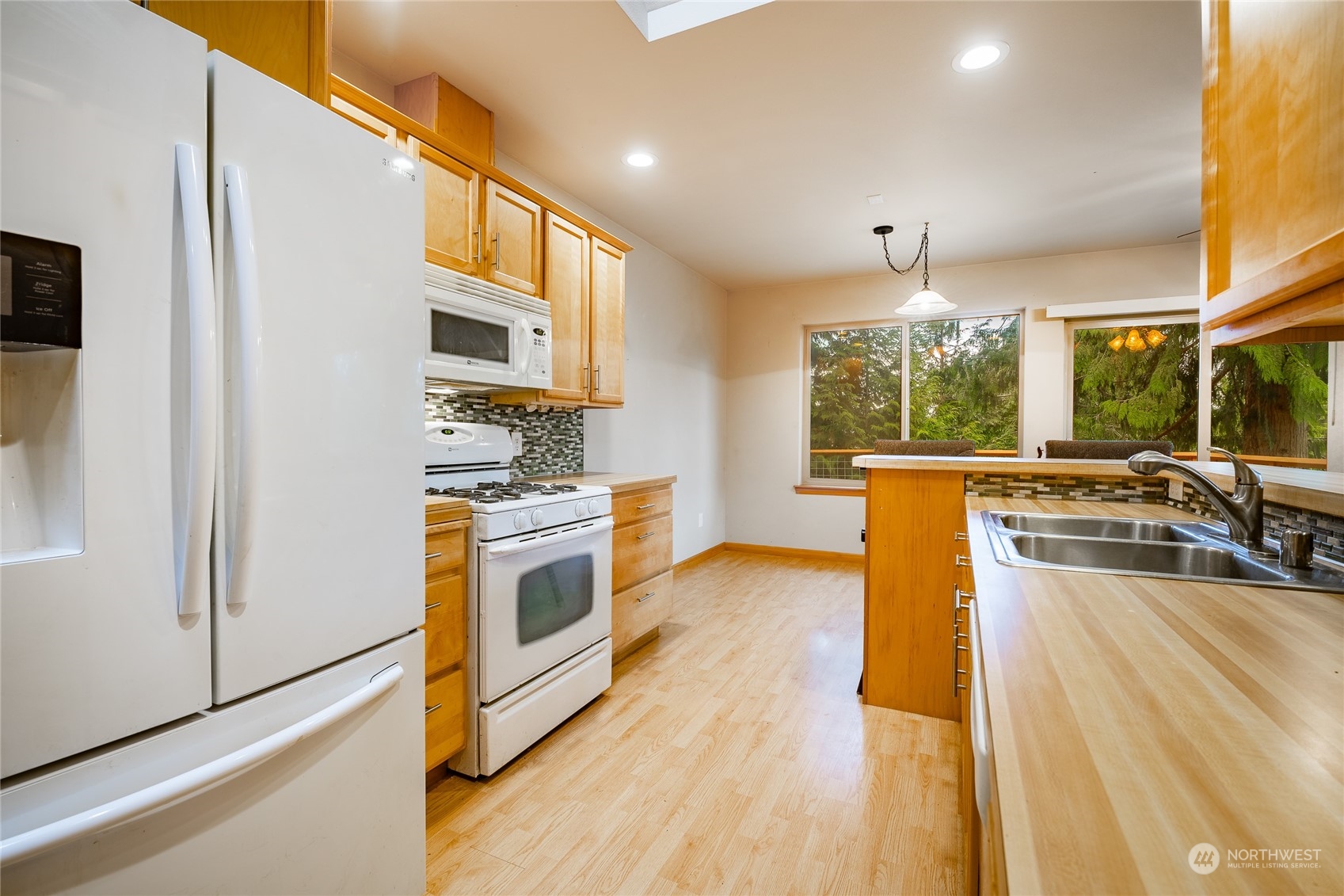 2940 Cedar Avenue Lummi Island WA 98262