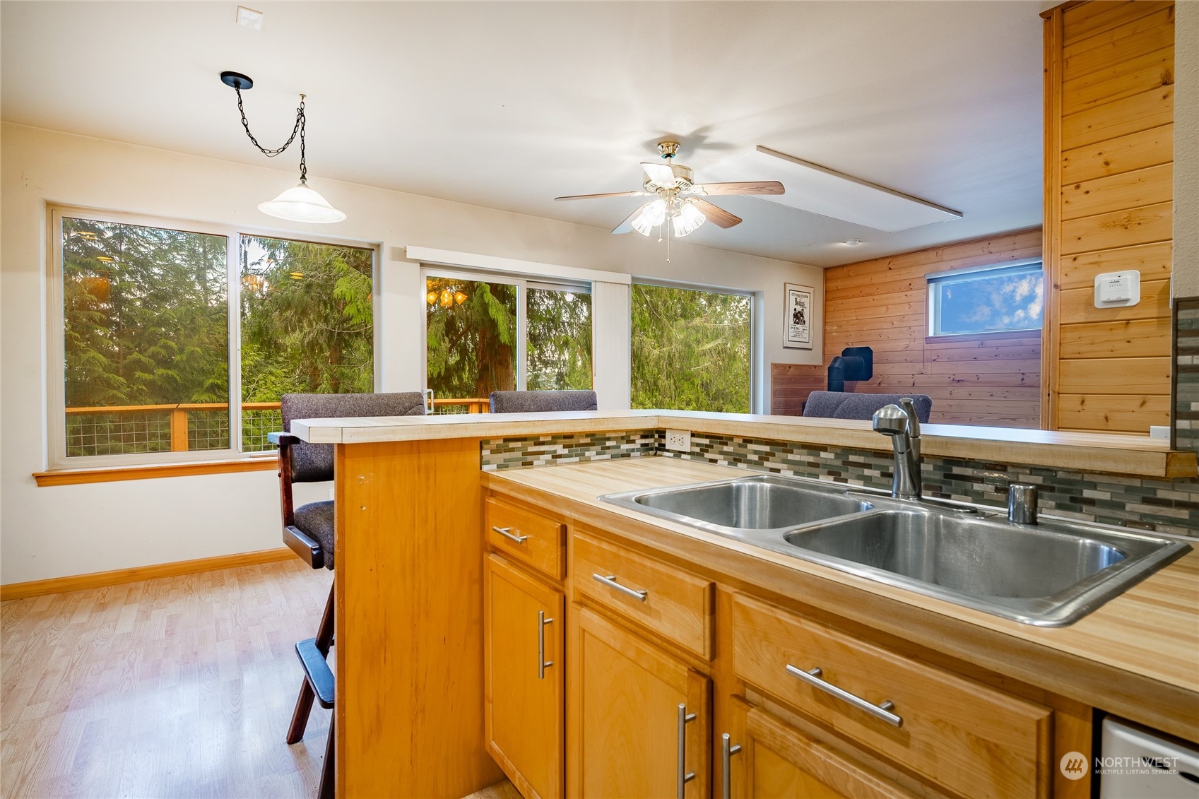 2940 Cedar Avenue Lummi Island WA 98262
