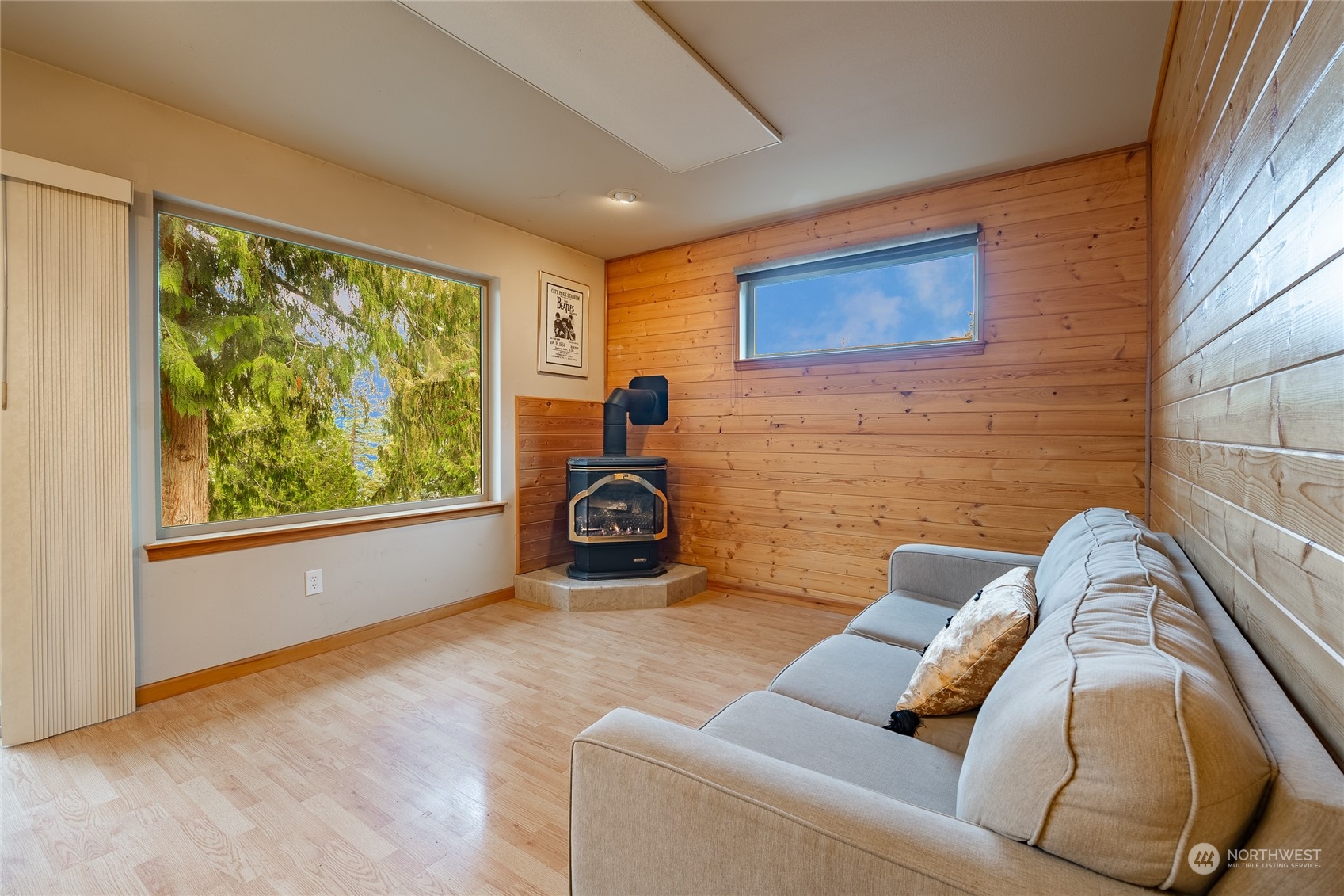 2940 Cedar Avenue Lummi Island WA 98262