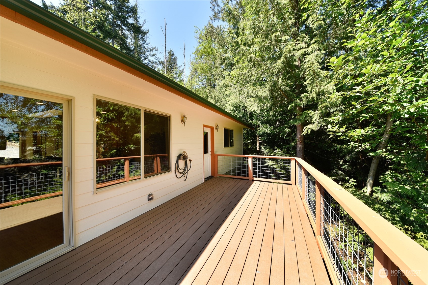 2940 Cedar Avenue Lummi Island WA 98262