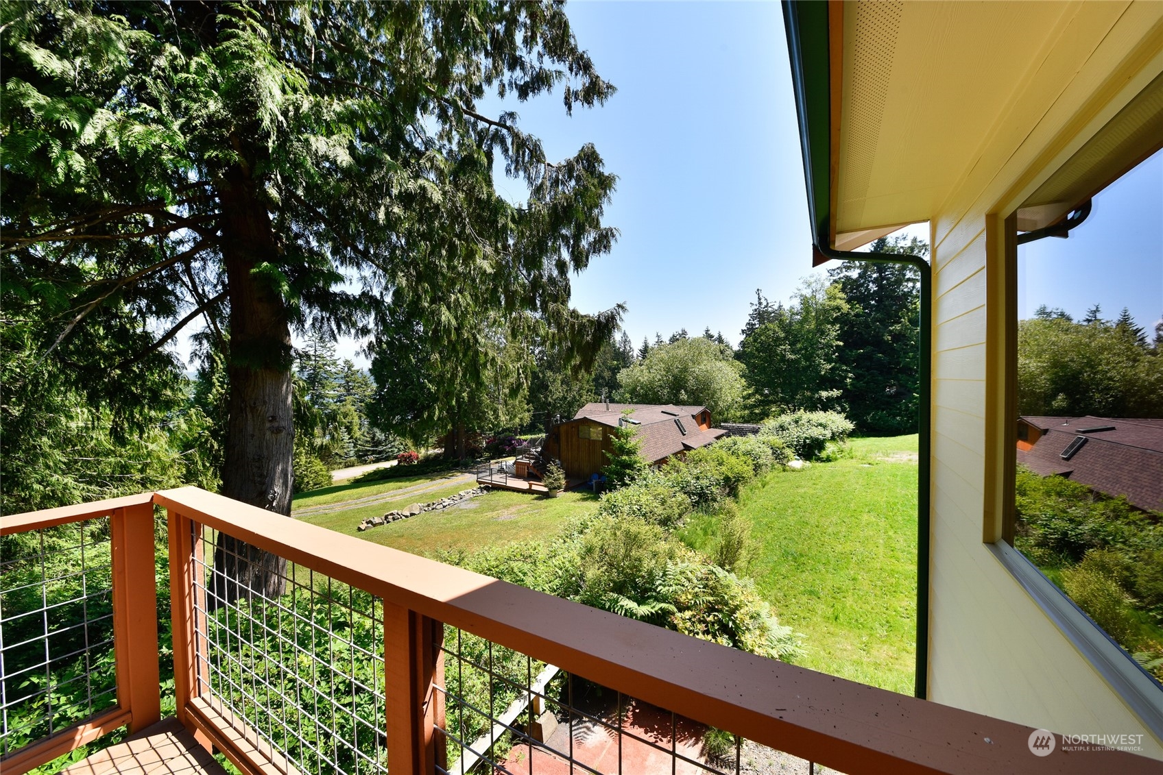2940 Cedar Avenue Lummi Island WA 98262