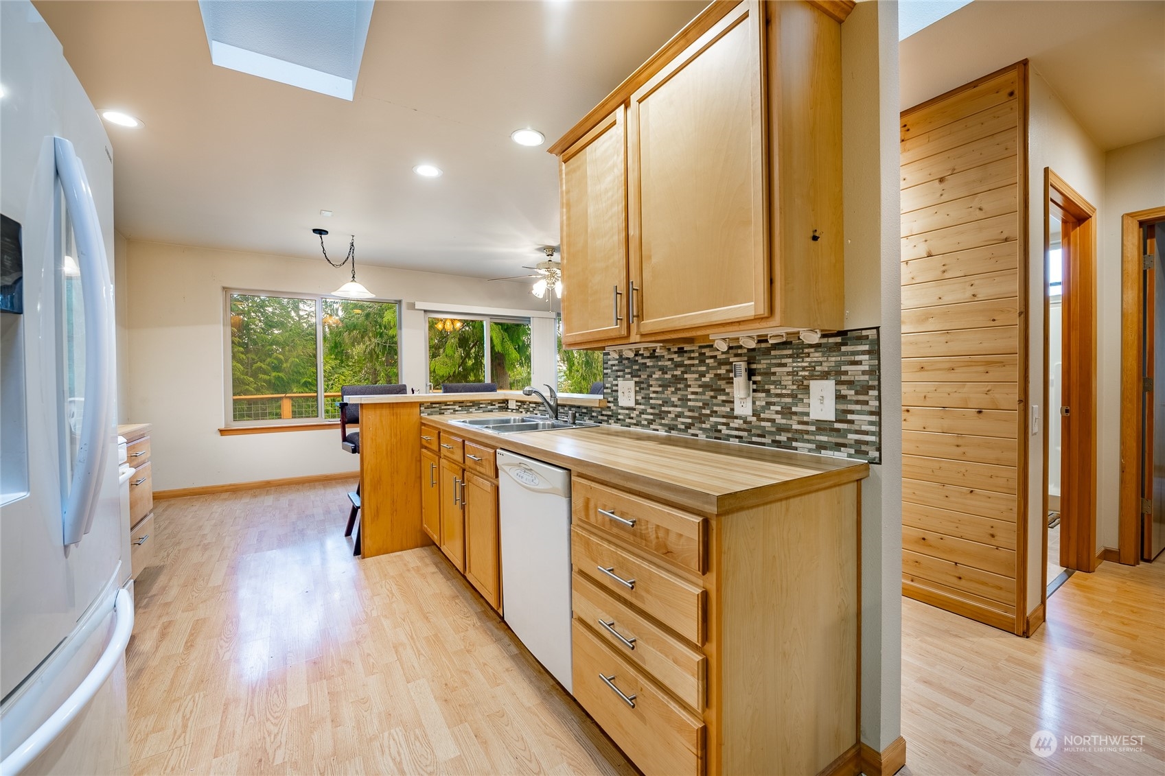 2940 Cedar Avenue Lummi Island WA 98262