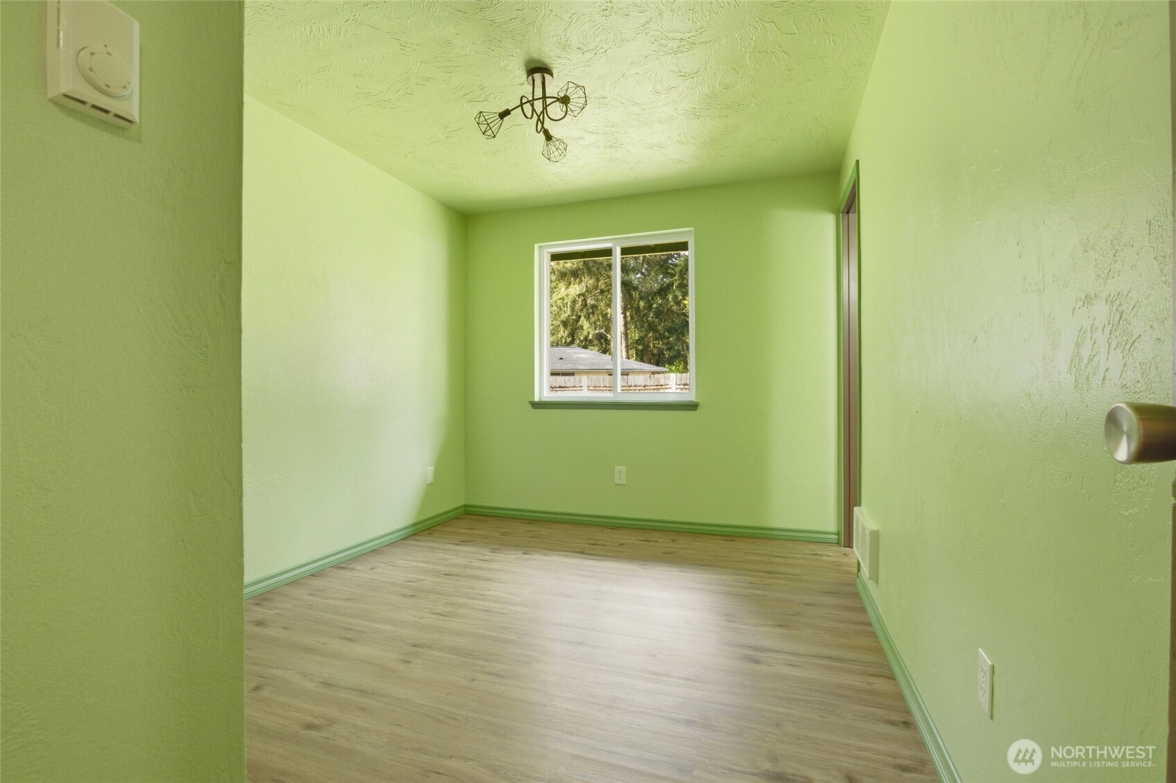 122 Raintree Loop SE Rainier WA 98576