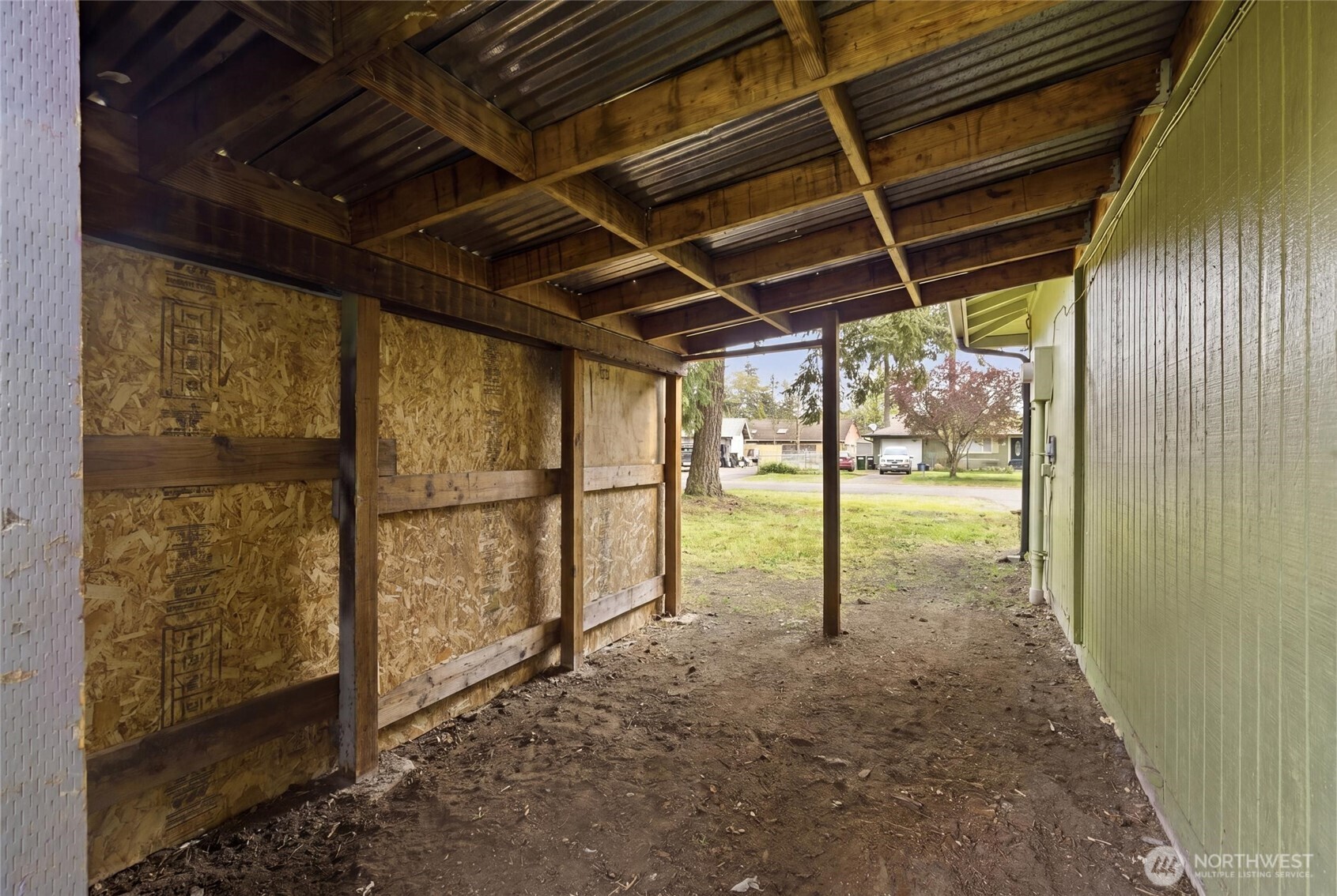 122 Raintree Loop SE Rainier WA 98576