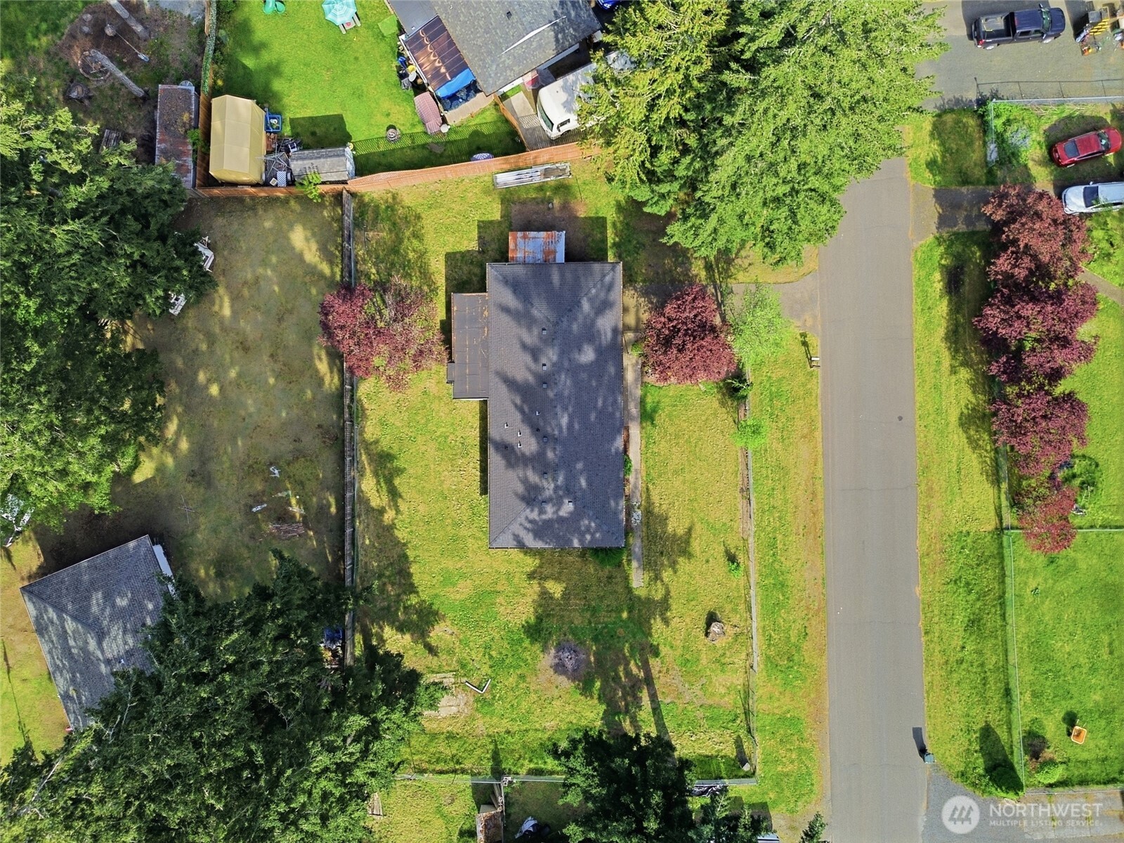122 Raintree Loop SE Rainier WA 98576
