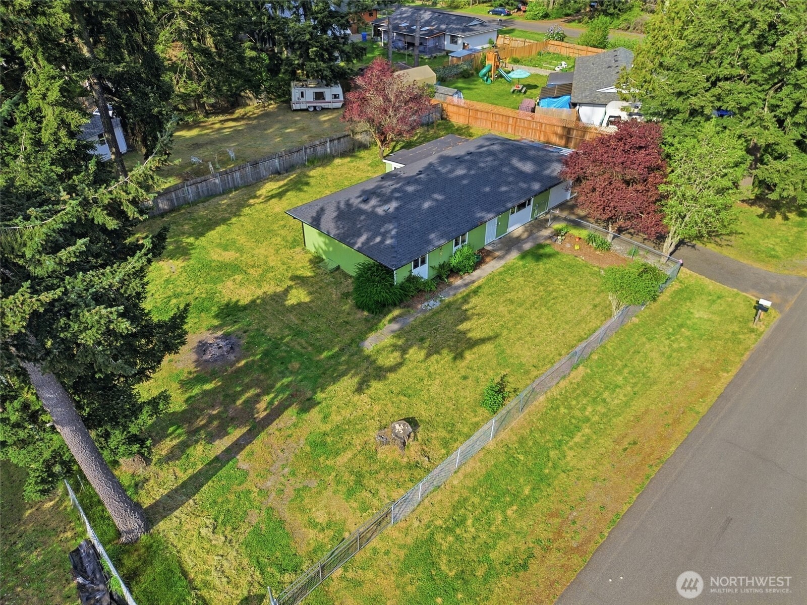 122 Raintree Loop SE Rainier WA 98576