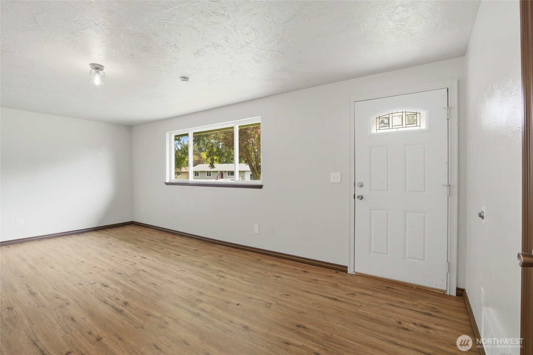 122 Raintree Loop SE Rainier WA 98576