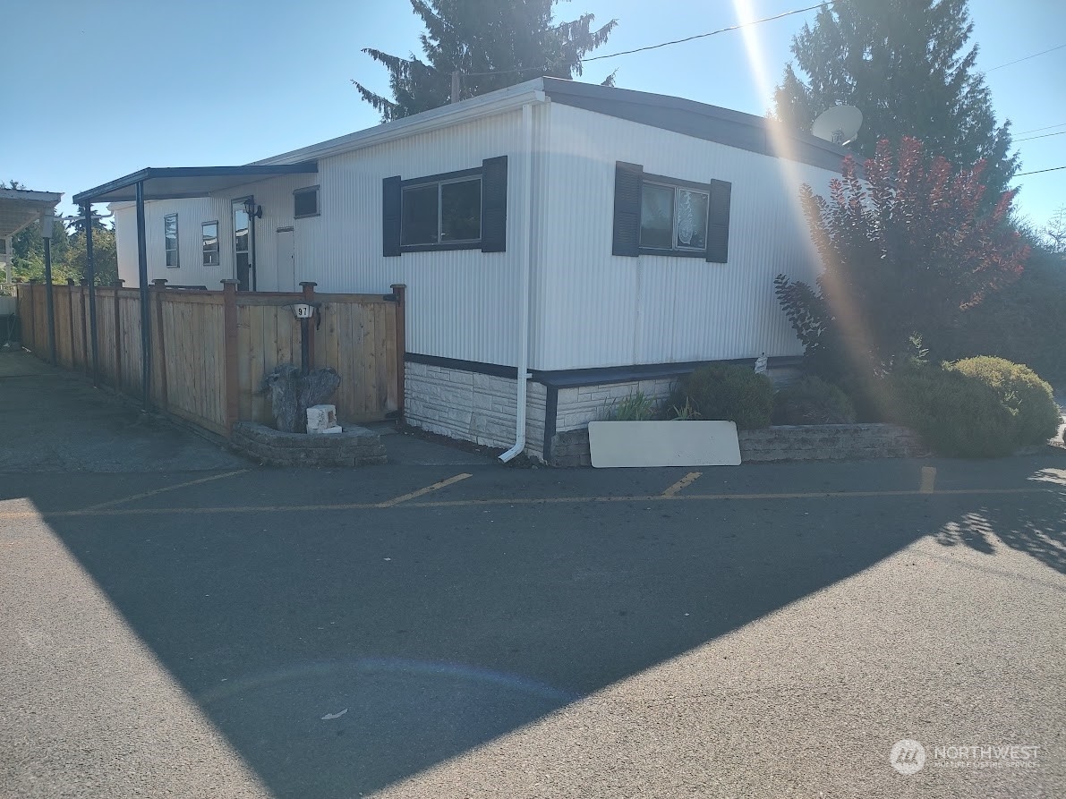 14322 Admiralty Way Lynnwood WA 98087