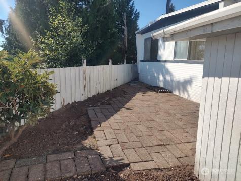 14322 Admiralty Way Lynnwood WA 98087