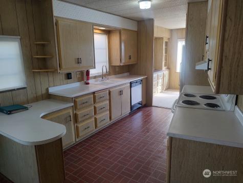 14322 Admiralty Way Lynnwood WA 98087