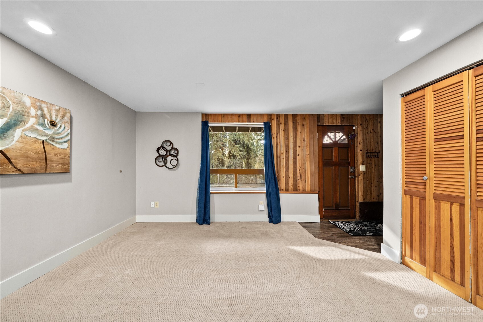 6019 Alameda Ave W University Place WA 98467