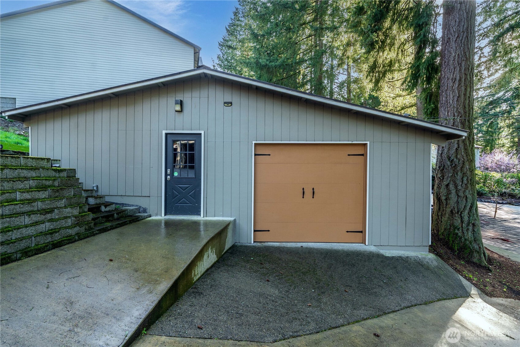 6019 Alameda Ave W University Place WA 98467
