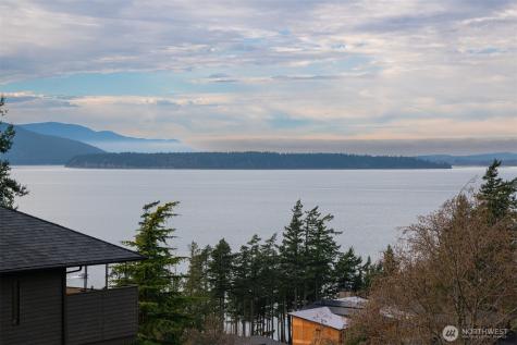414 S Clarkwood Drive Bellingham WA 98225