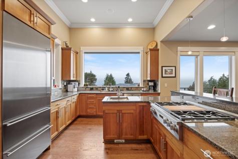 414 S Clarkwood Drive Bellingham WA 98225