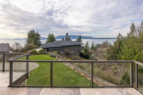 414 S Clarkwood Drive Bellingham WA 98225