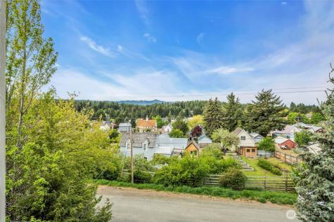 303 N B Street Roslyn WA 98941