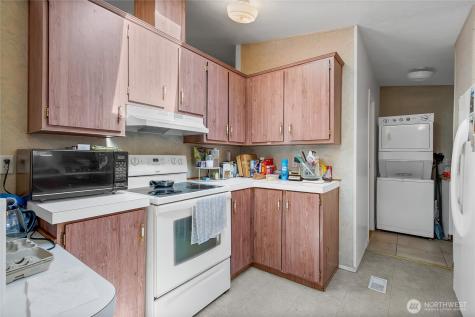 12422 26th Avenue E Tacoma WA 98445