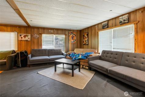 12422 26th Avenue E Tacoma WA 98445