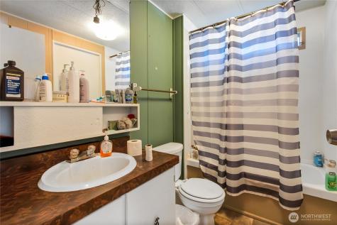 12422 26th Avenue E Tacoma WA 98445