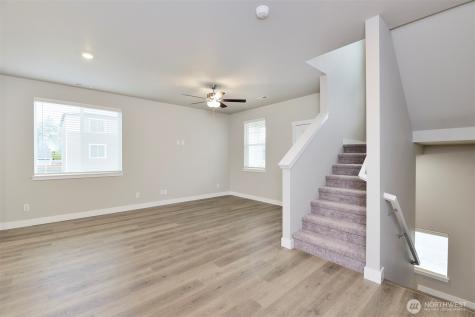 8776 151st Street E Puyallup WA 98375